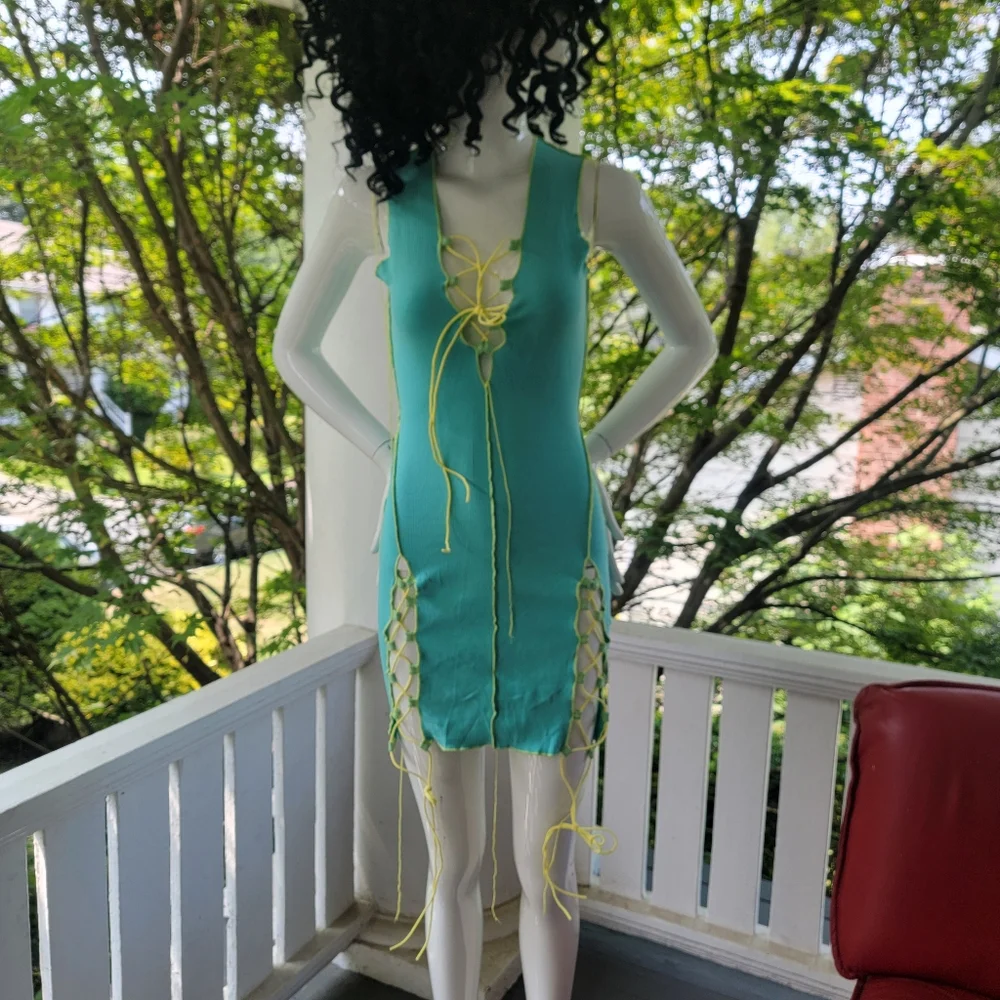 Sleeveless Aqua Lace-Up Bodycon Dress S